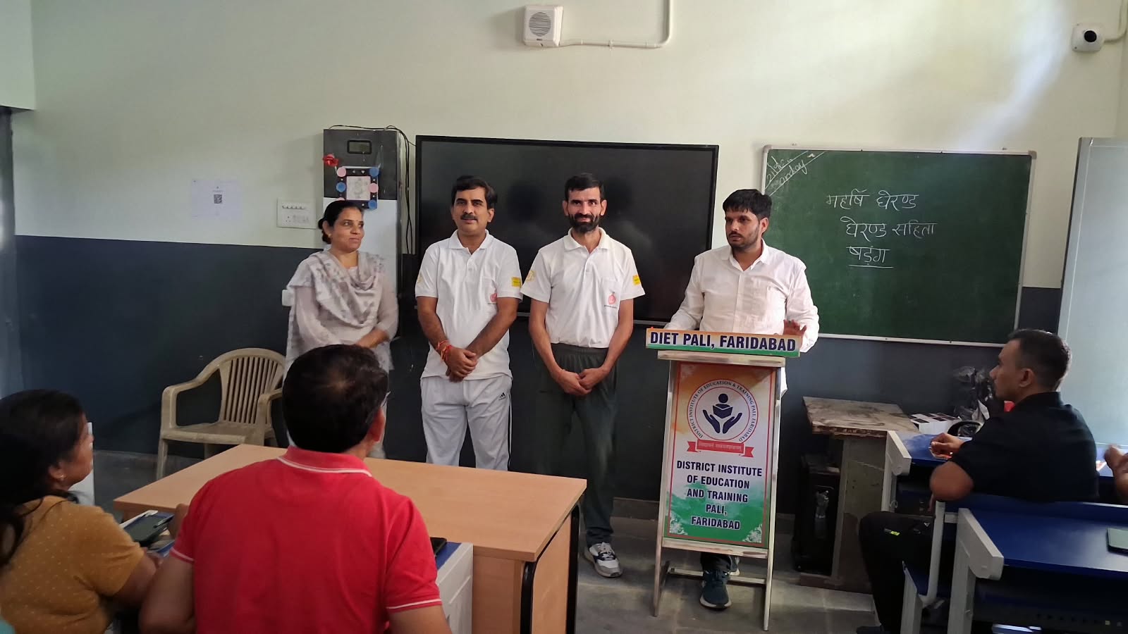 डॉ. जयदीप आर्य की दूरदर्शी पहल: 10 लाख विद्यार्थियों तक पहुँचेगा वैज्ञानिक योग, डाइट पाली फरीदाबाद में तैयार हो रहे योग प्रशिक्षक से संबंधित हरियाणा सरकार की आधिकारिक तस्वीर